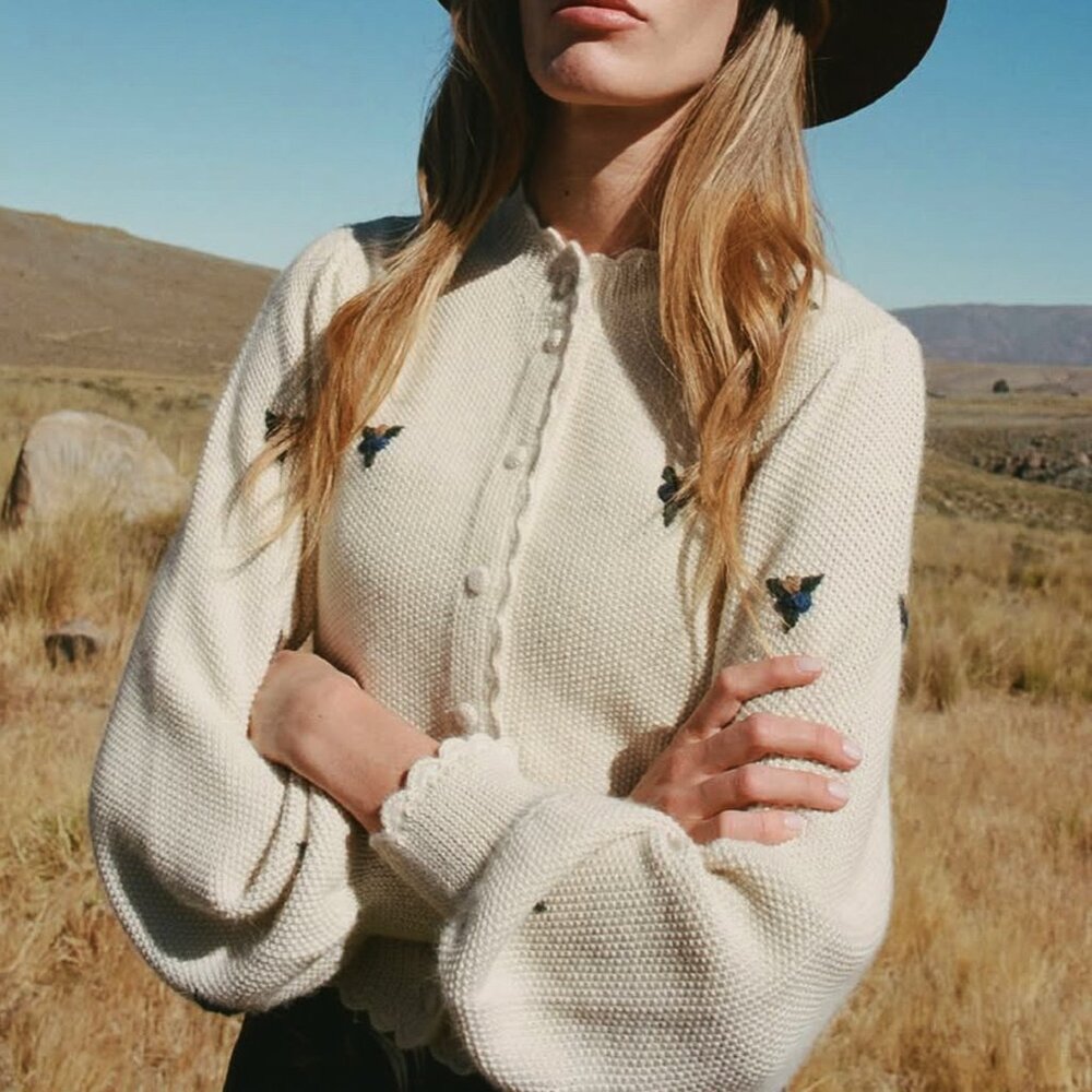 Agua by Agua Bendita x ESCVDO Pradera Ivory Cardigan